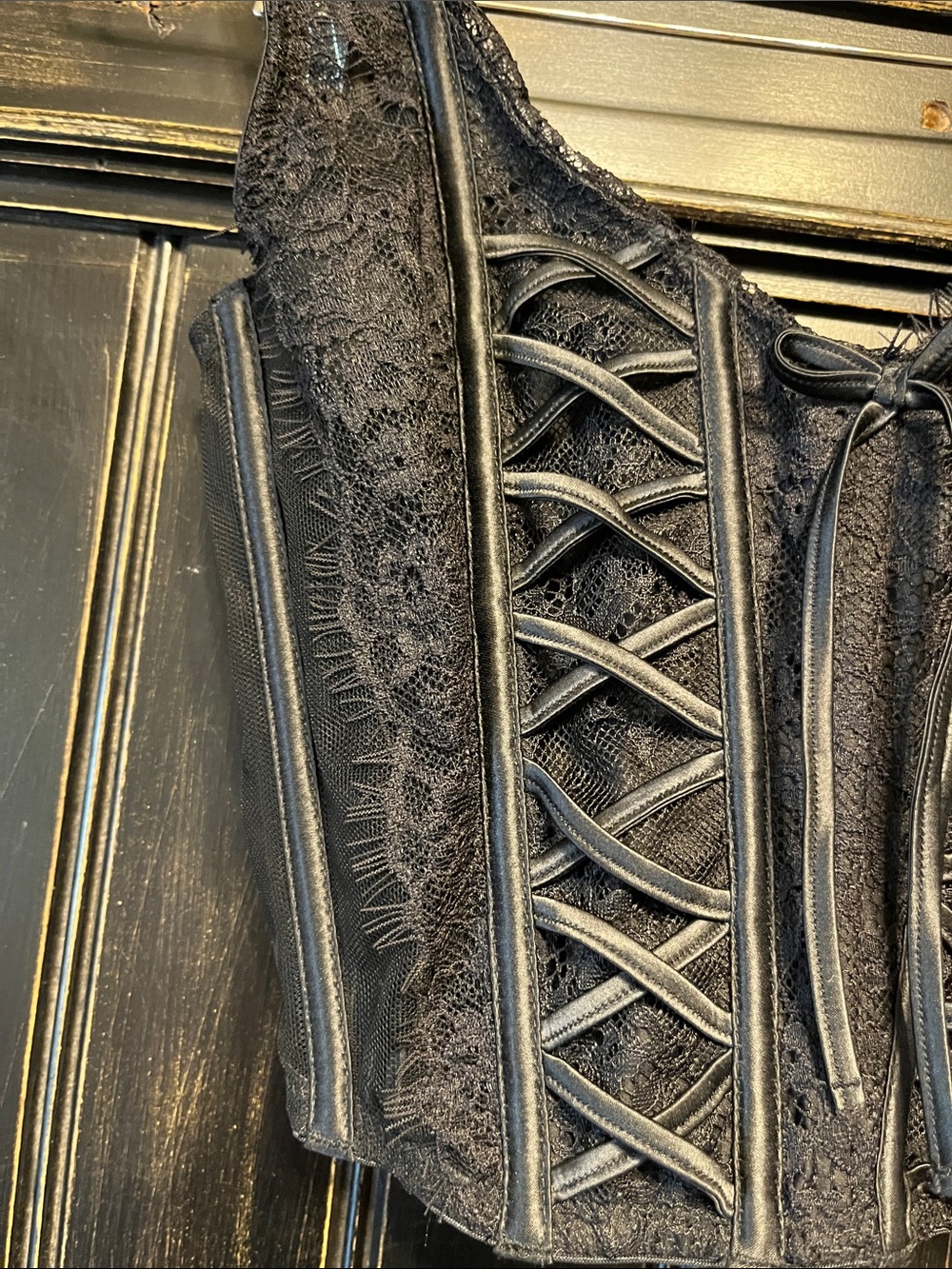 NWT Victoria's Secret Black Lace Corset - Picture 2 of 6